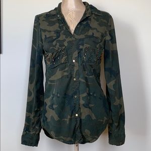 Soft camp button down shirt